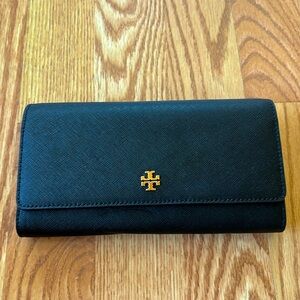 NWOT Tory Burch Black Wallet